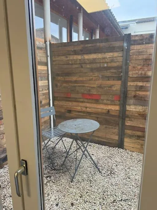 Appartement Avec Exterieur Muret France